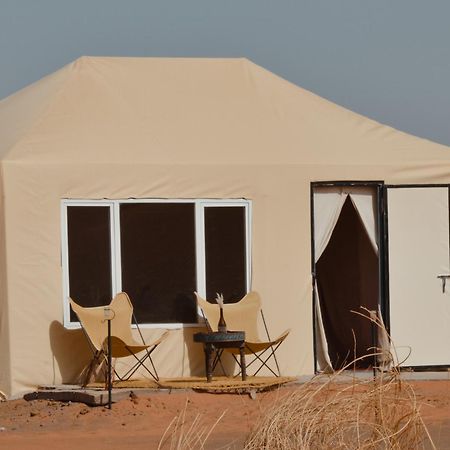 Bohem Camp Hotel Мерцуга Екстериор снимка